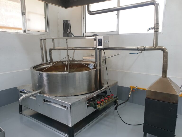 Flat Pan for Kithul Treacle Processing – Helixionn